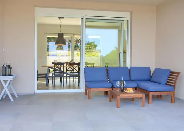 Olivia Mit Eigenem Pool By Interhome Feriehus Vrh (Krk)