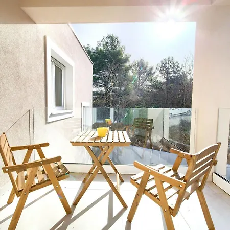 Hébergement de vacances Olivia Mit Eigenem Pool By Interhome