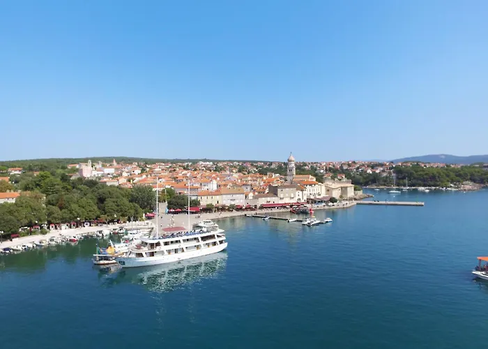 Olivia Mit Eigenem Pool By Interhome *