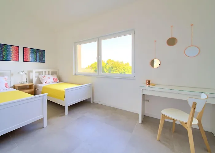 펜션 Olivia Mit Eigenem Pool By Interhome Vrh (Krk)